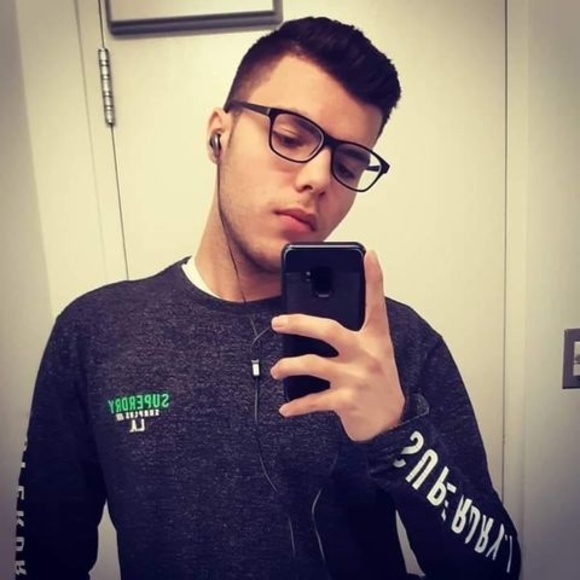 Meet your Posher, Mohamed - Picture 1 of 1